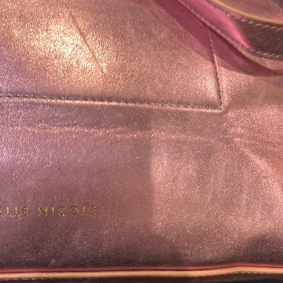 Danielle Nicole Disney’s Beauty and the Beast “Be our Guest” tote purse - Picture 10 of 11